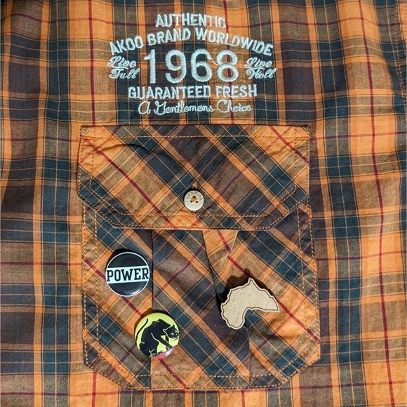 Akoo Button Down Plaid Shirt 4X Multicolor L/S Shoulder Patch Chest Pocket Pins - Picture 10 of 14